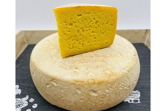 Tomme des Ardennes au safran, 200g !!!! Seulement en retrait boutique à Sailly