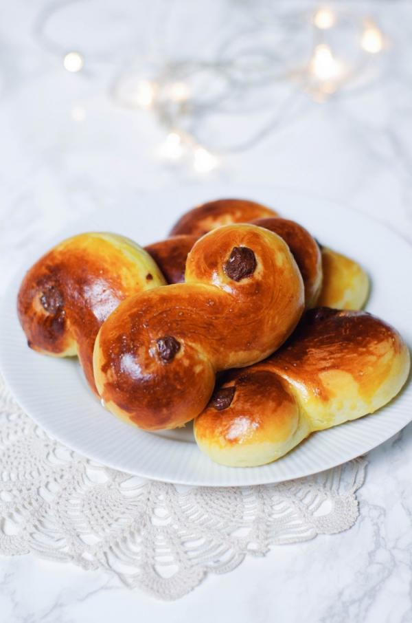 Brioche de Sainte-Lucie au safran