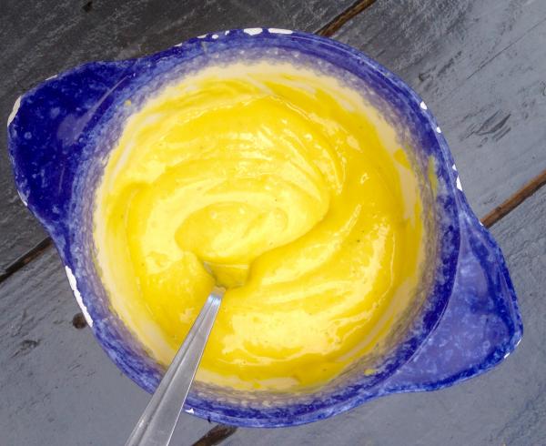 Mayonnaise à la moutarde au safran