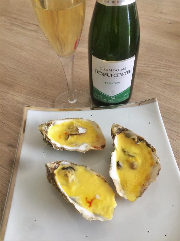 Huîtres gratinées au sabayon de champagne et au safran